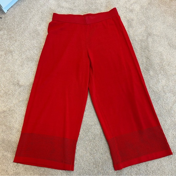Joseph Ribkoff Red Sweater Knit Culotte crop pants with Pointelle Detail L NWOT - Picture 5 of 14